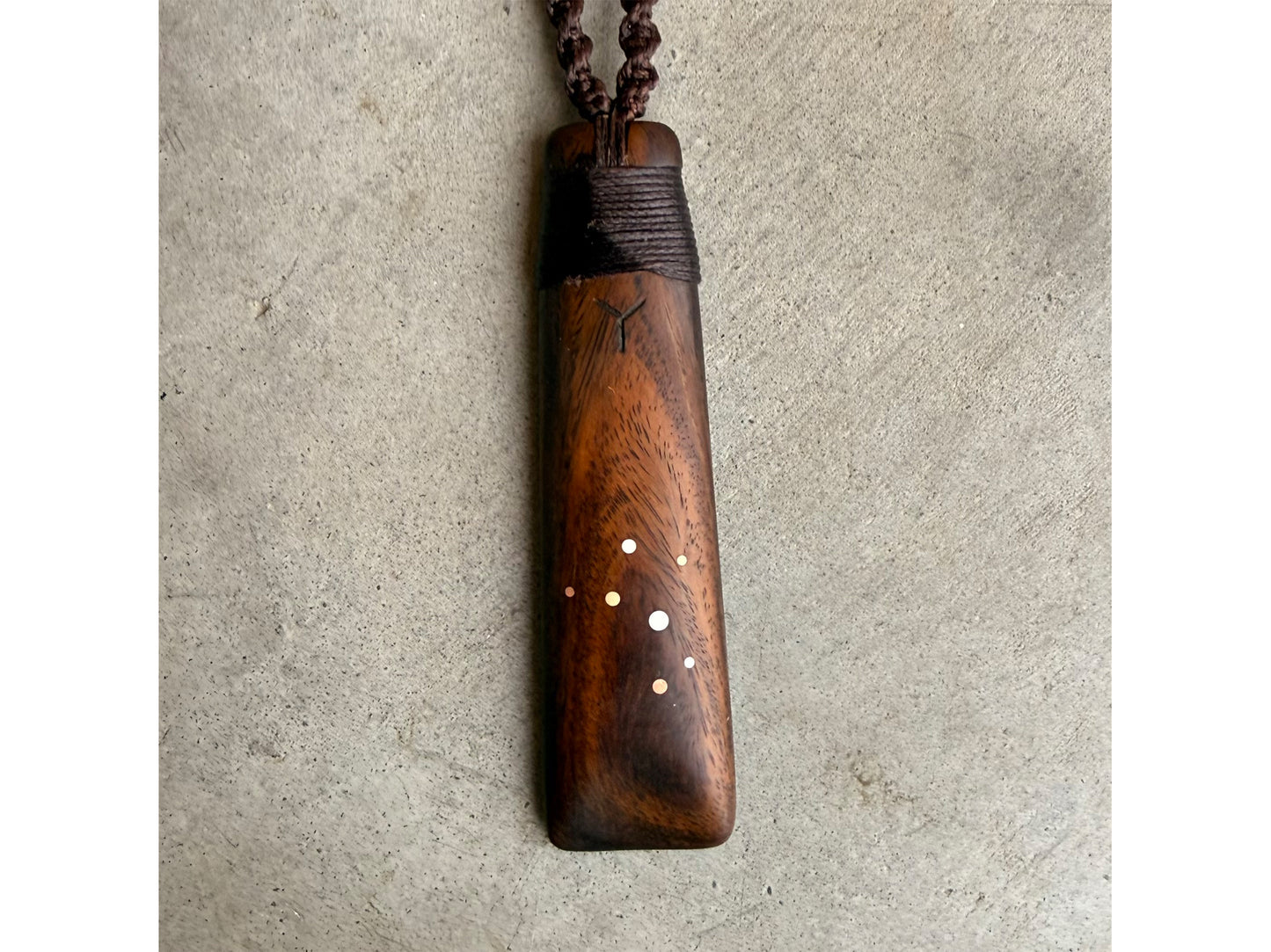 Lignum Vitae Trinity hei toki, paua , pounamu , aotea