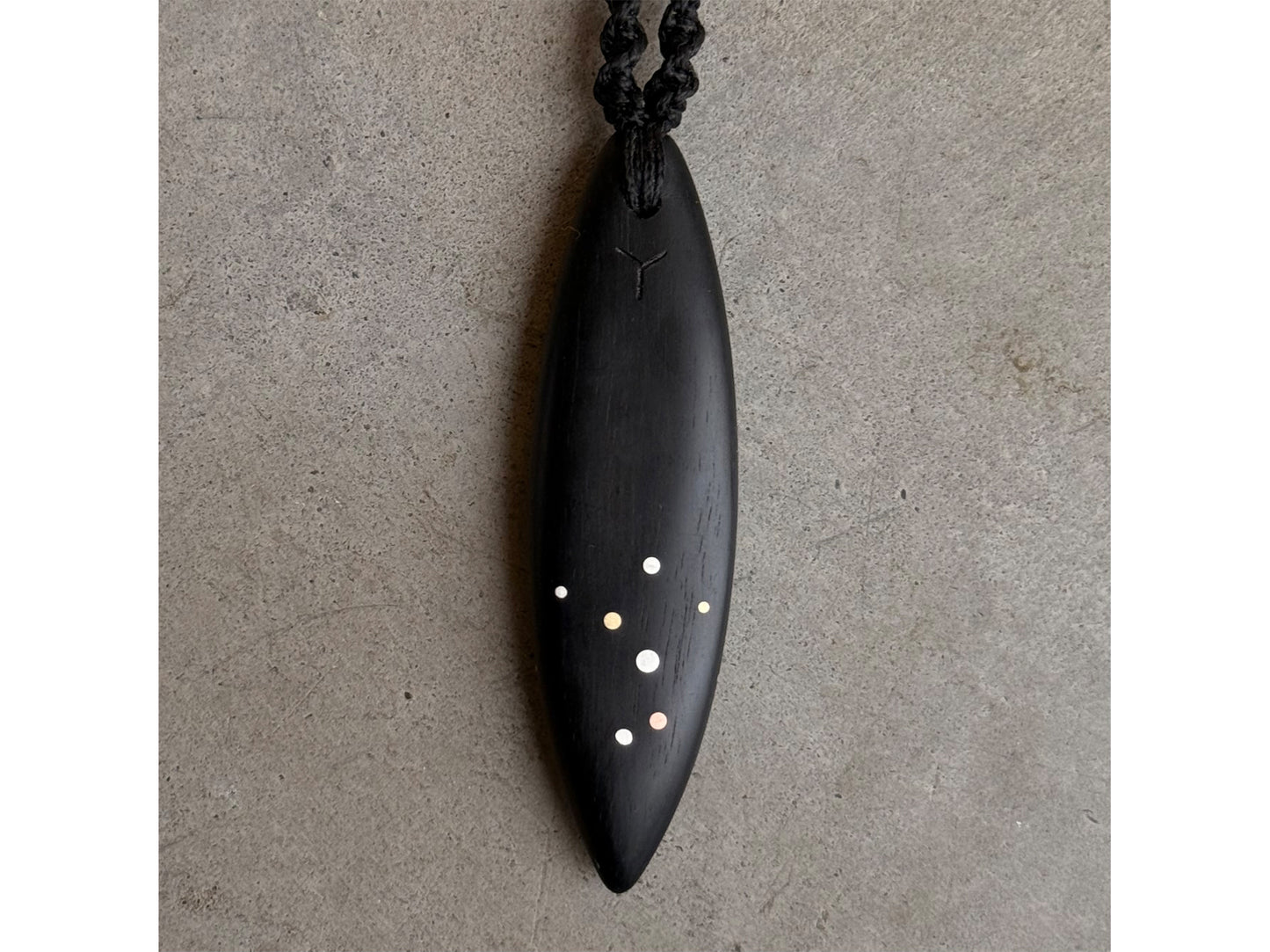 Ebony southern cross waka