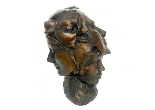 ILLUSIONS
Debbie Templeton-Page
32 x 26 x 24cm
Bronze
$5,800