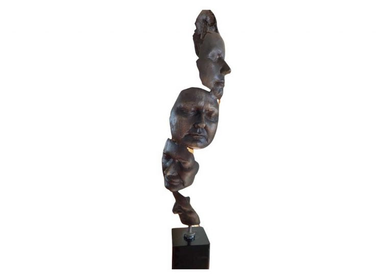 LOOKING UP
Debbie Templeton-Page
Kinetic sculpture on a steel plinth
73 x 25cm
123cm H plinth with rotation pivot
Bronze
$6,900