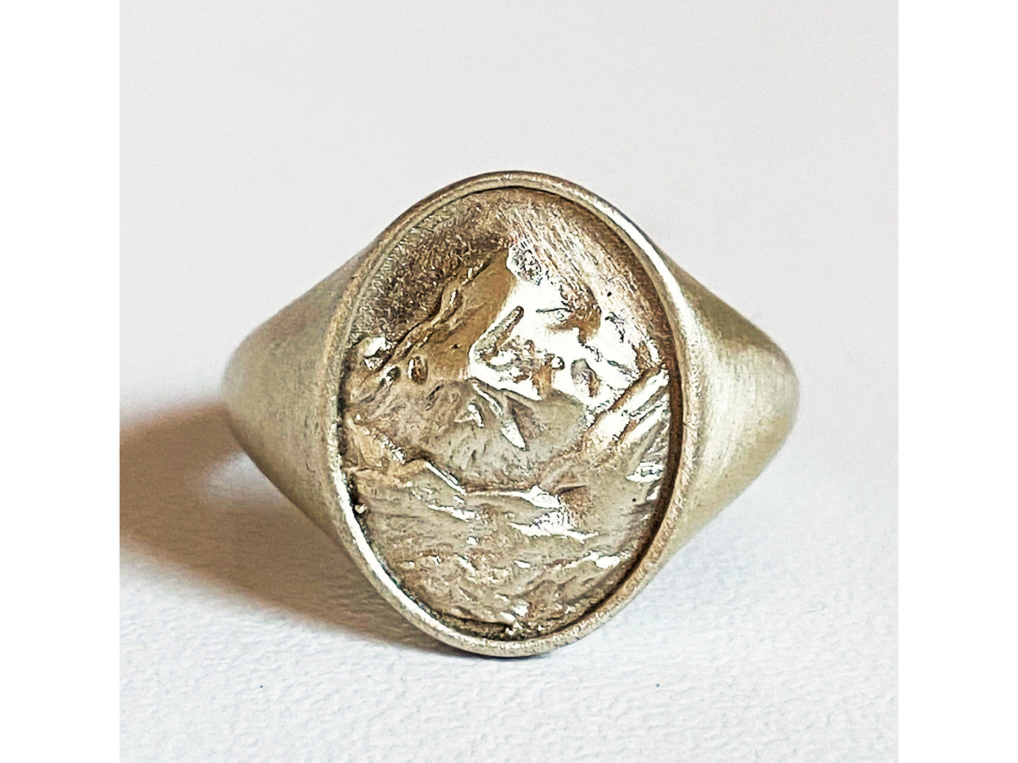 Aoraki signet ring