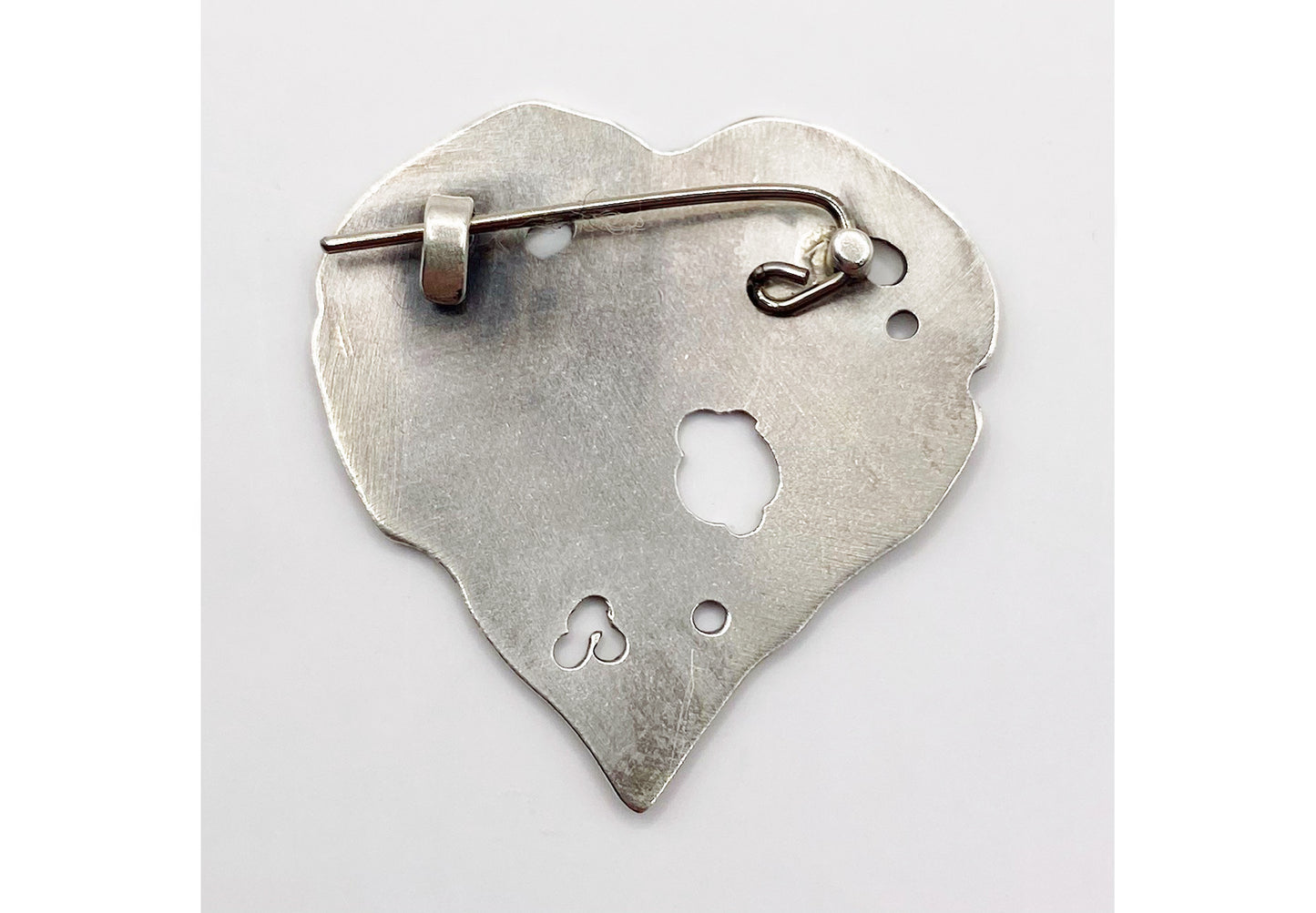Kawakawa Brooch