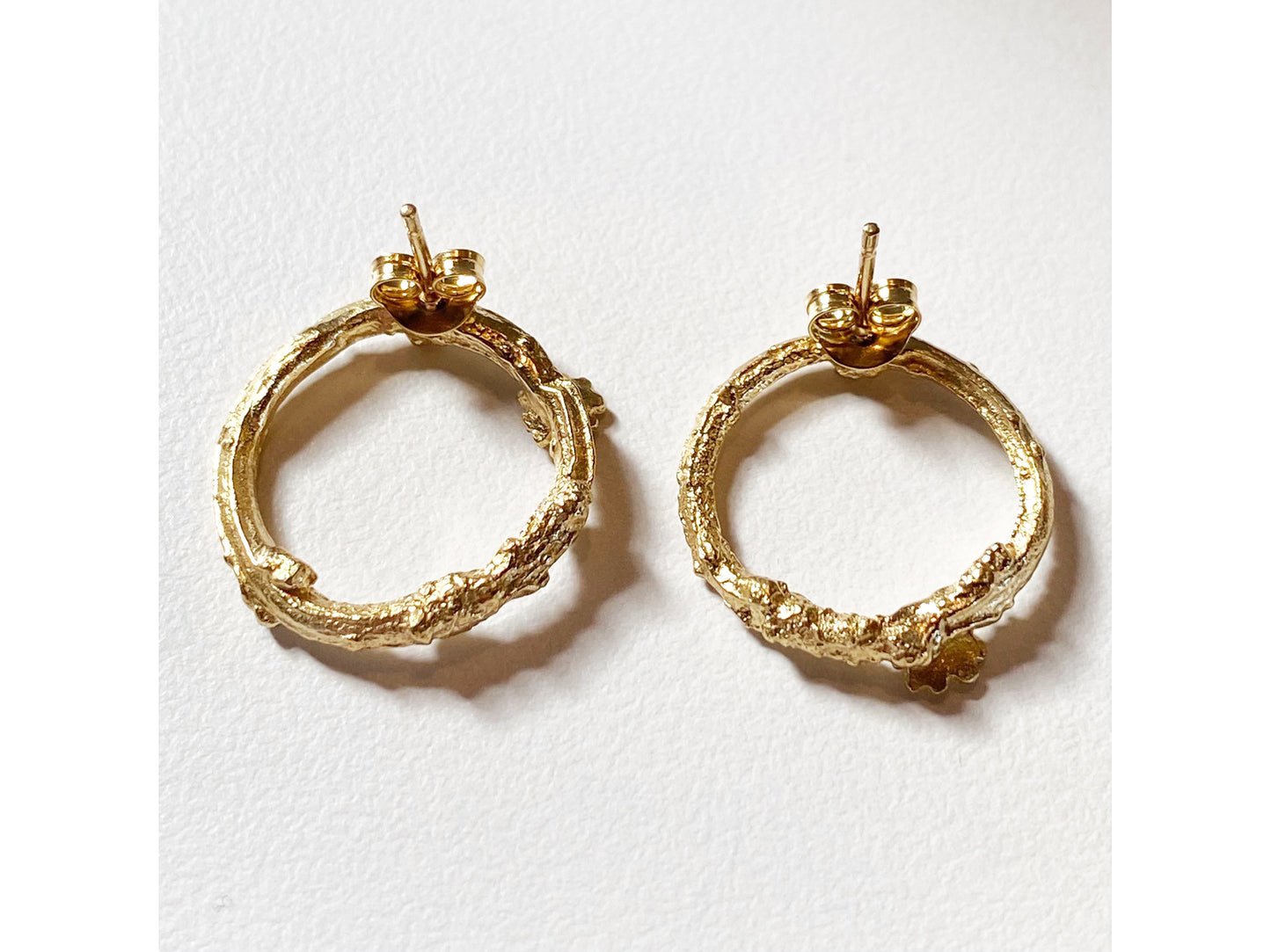 Briar Wreath Small studs