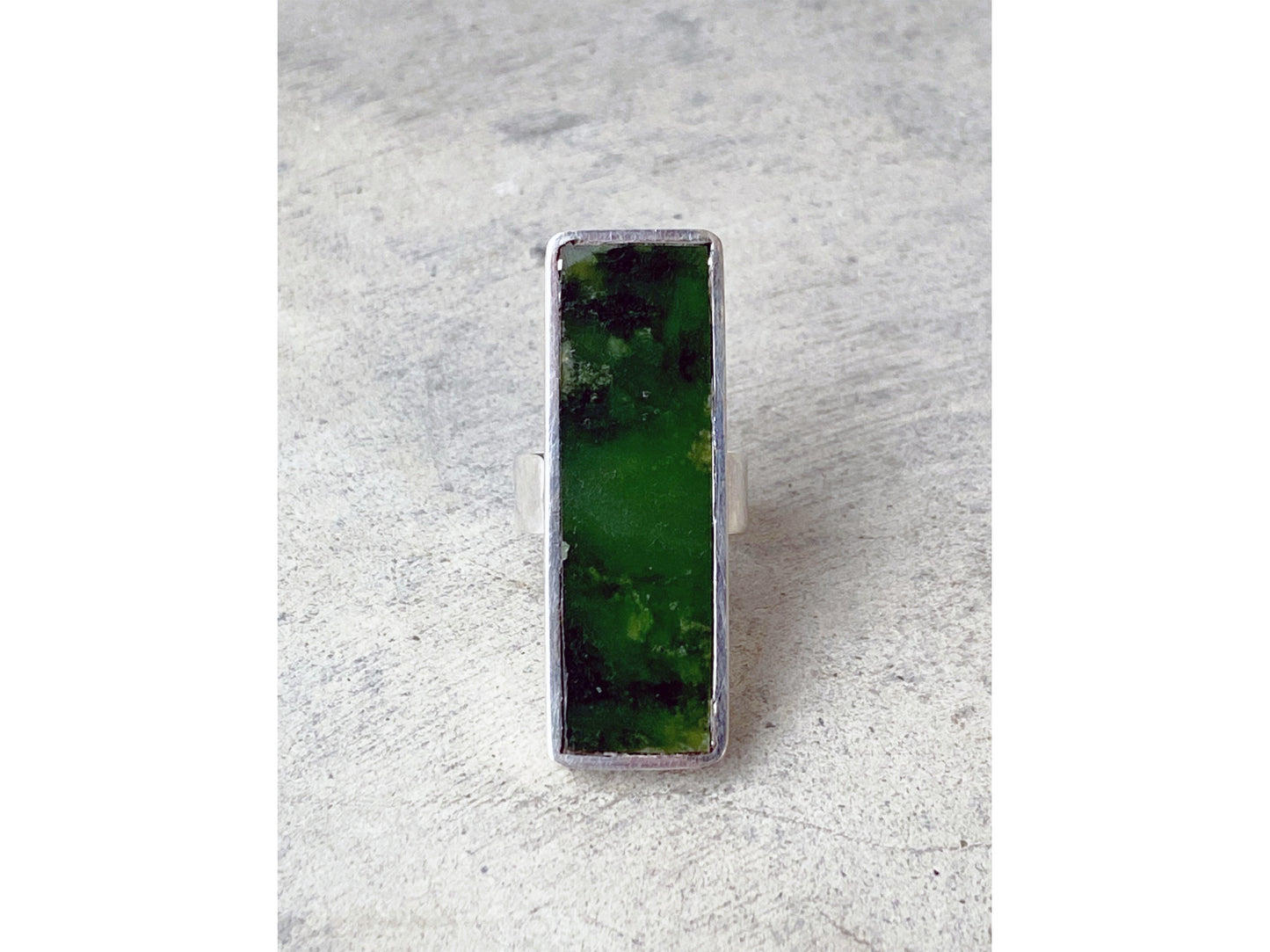 Oblong bright Jade Ring
