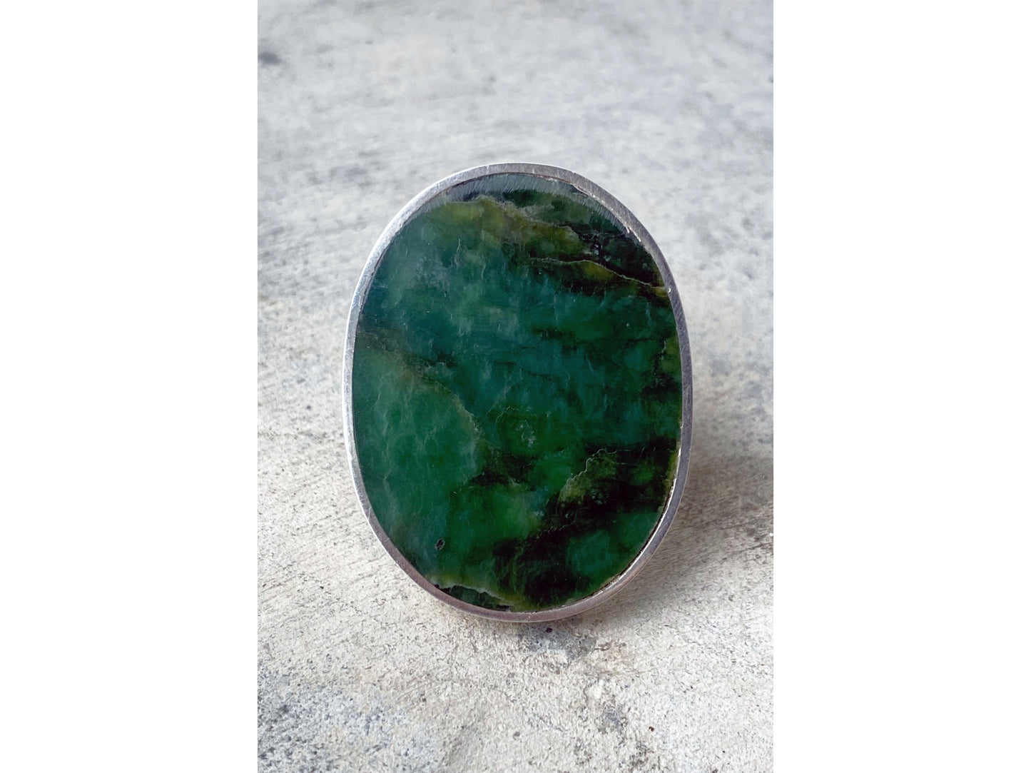 Oval Bright Jade Ring