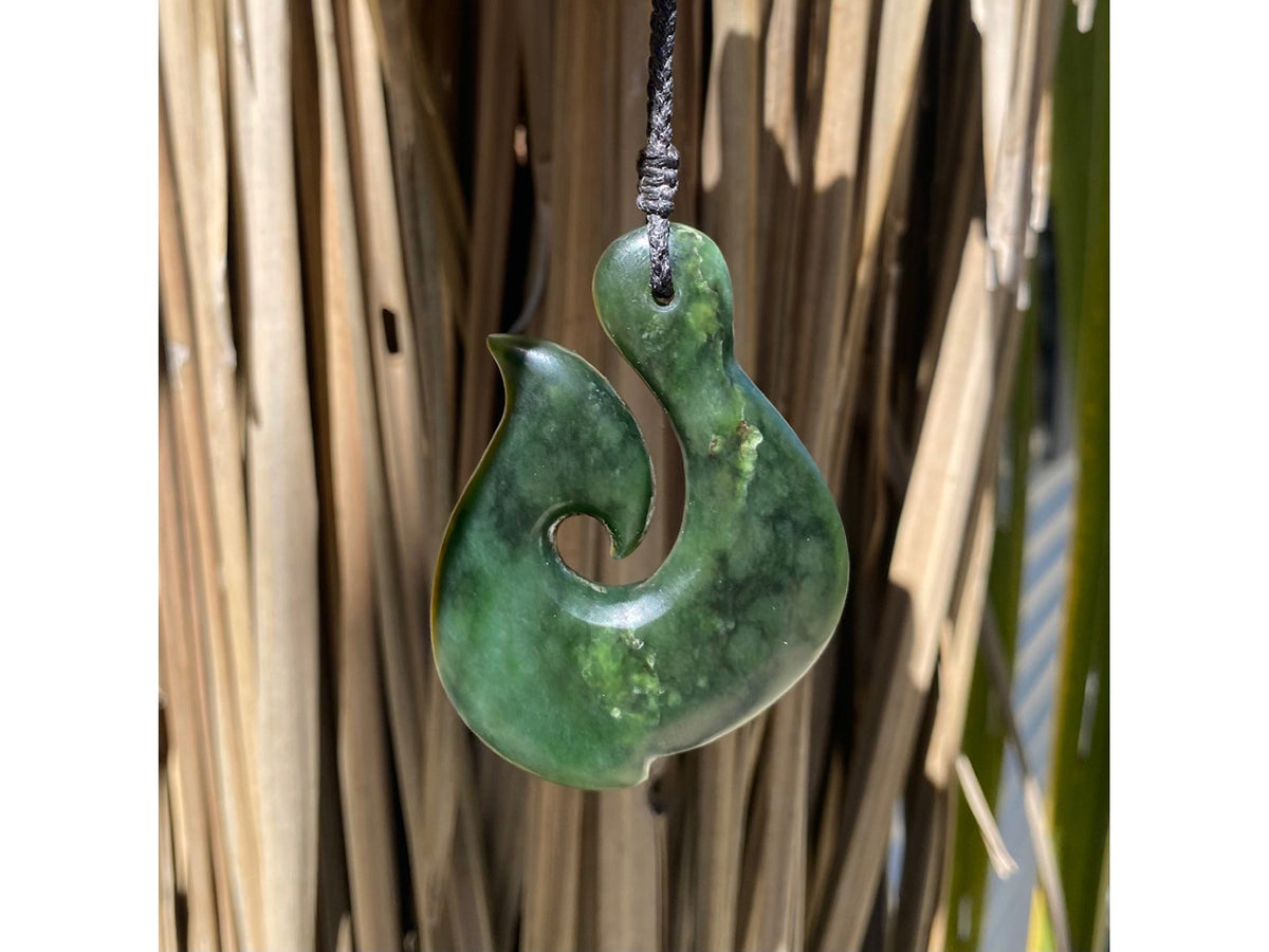 Hei Matau - Kawakawa Pounamu Pendant