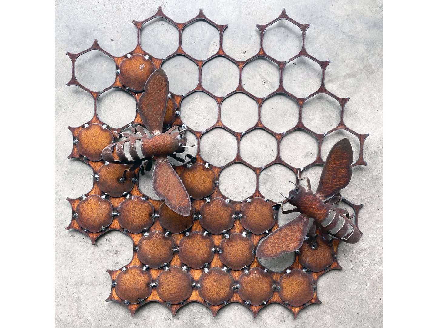 Honeycomb & small bees