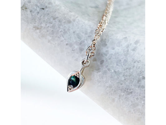 Nouveau Leaf Necklace