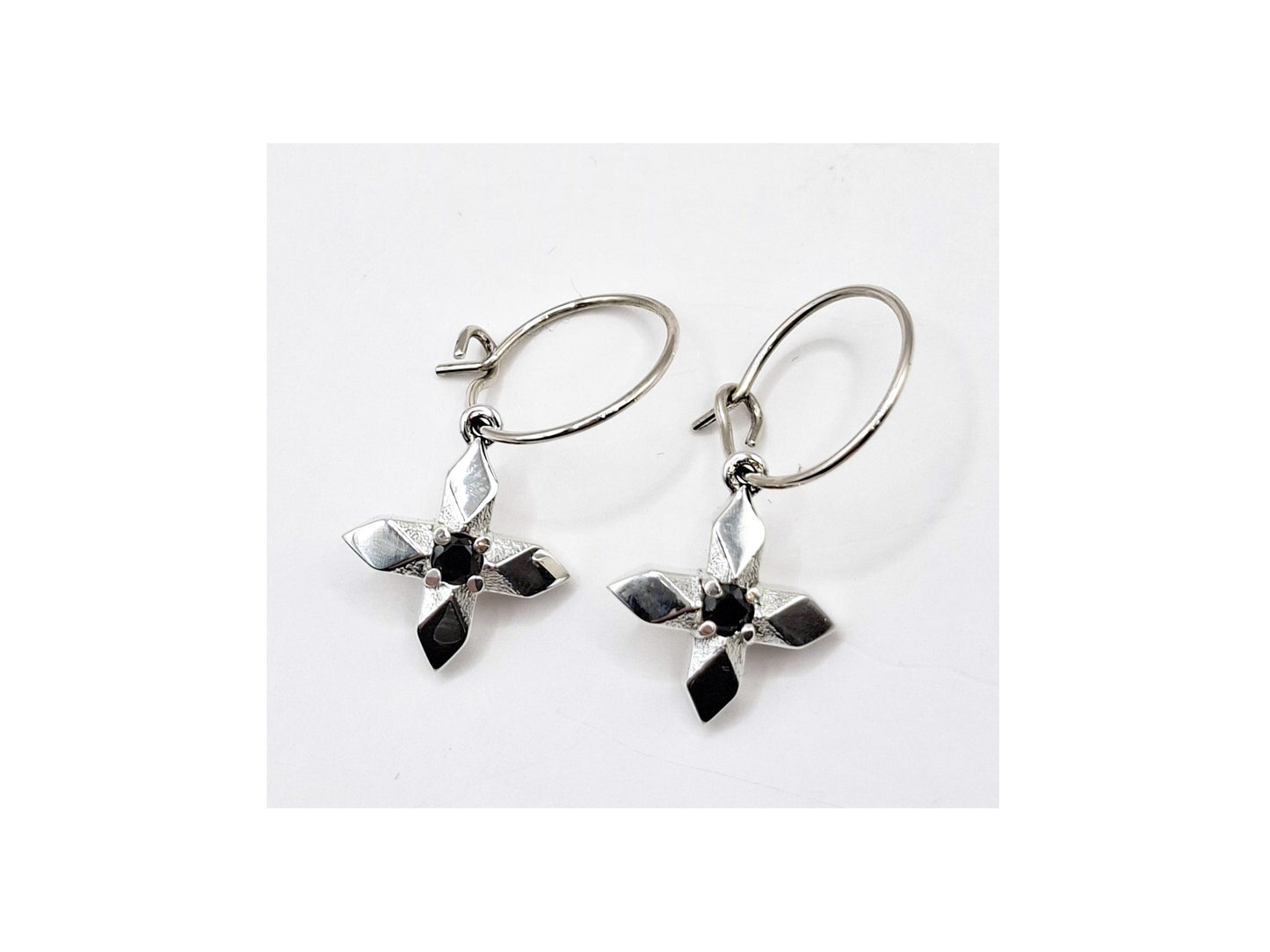 Lucent Hoops