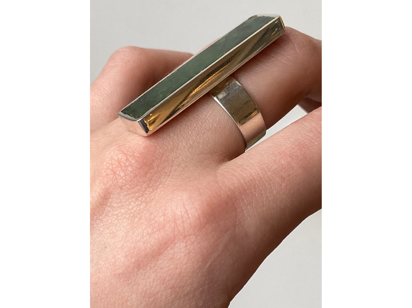 Oblong bright Jade Ring