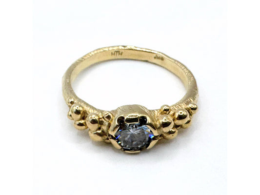 Bobble Ring (U) - 9ct gold/1ct/moissanite