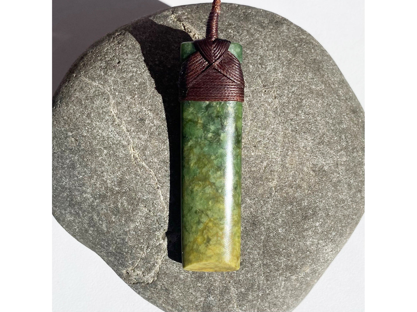 Hei Toki Raukaraka Pounamu Pendant