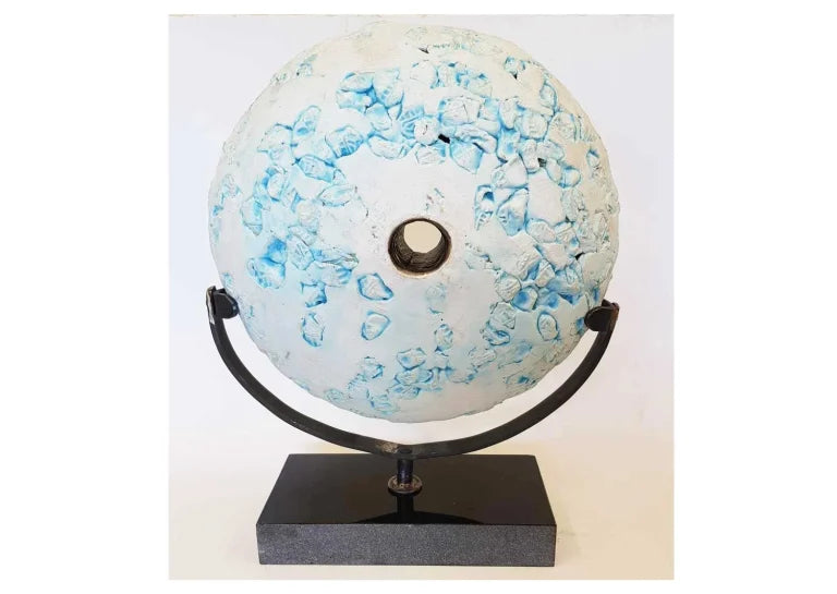 APERTURE
Jane McCulla
Ceramic
43 x 46 x 19cm
$1,500
SOLD