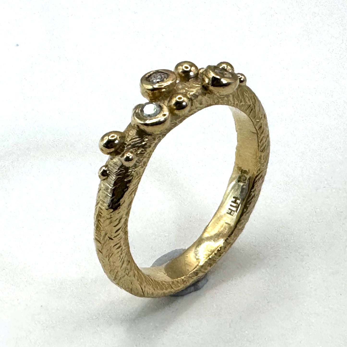 Cluster Bobble Ring (S) - 9ct/gold/diamonds