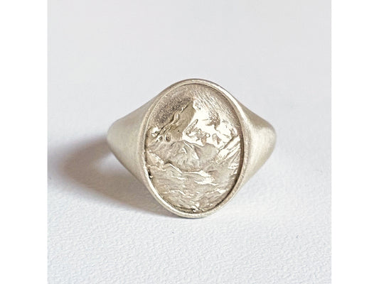 Aoraki signet ring
