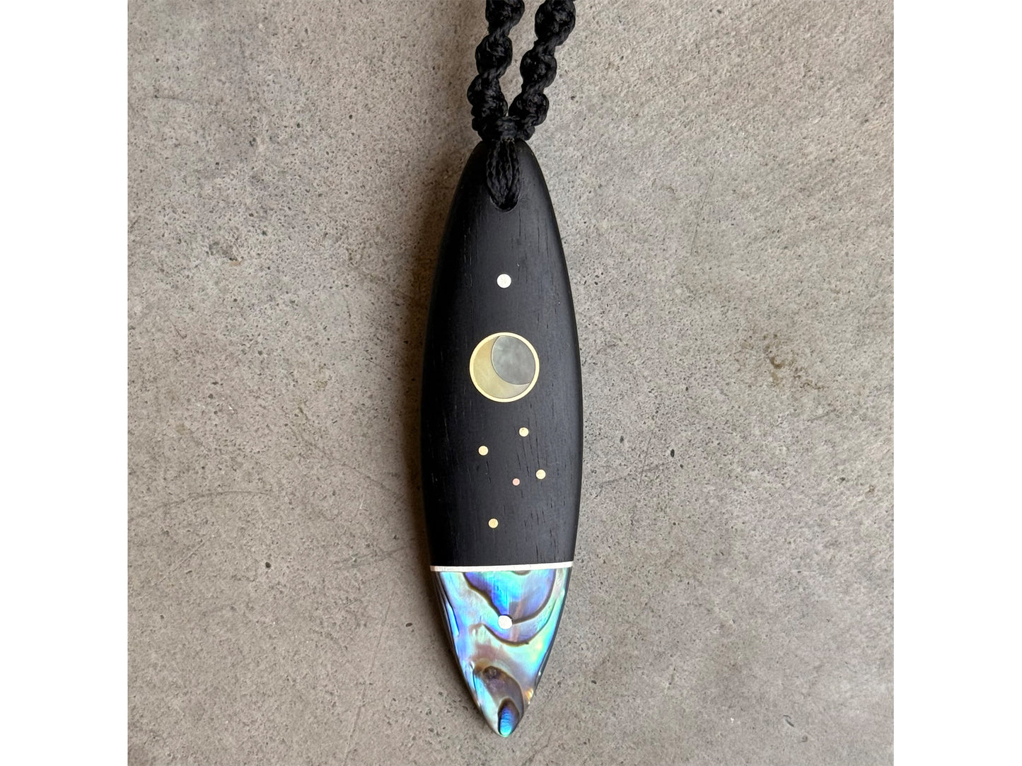 Ebony southern cross waka