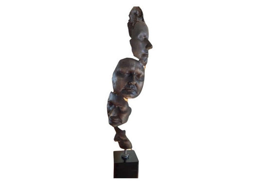 LOOKING UP
Debbie Templeton-Page
Kinetic sculpture on a steel plinth
73 x 25cm
123cm H plinth with rotation pivot
Bronze
$6,900