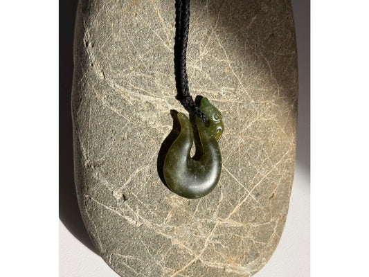 Hei Manaia Kawakawa Pounamu Pendant