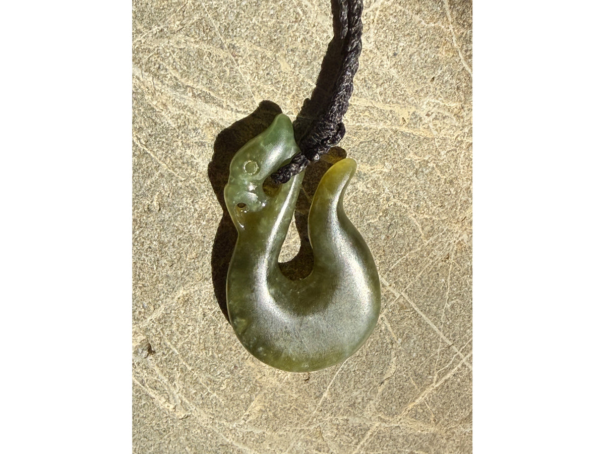 Hei Manaia Kawakawa Pounamu Pendant