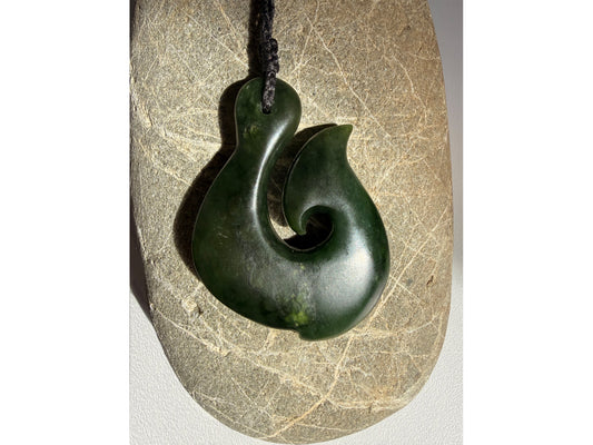 Hei Matau - Kawakawa Pounamu Pendant