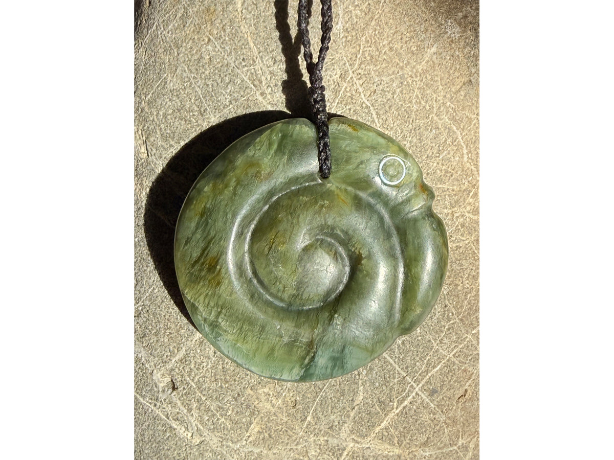 Hei Koropepe Inanga Pounamu Pendant