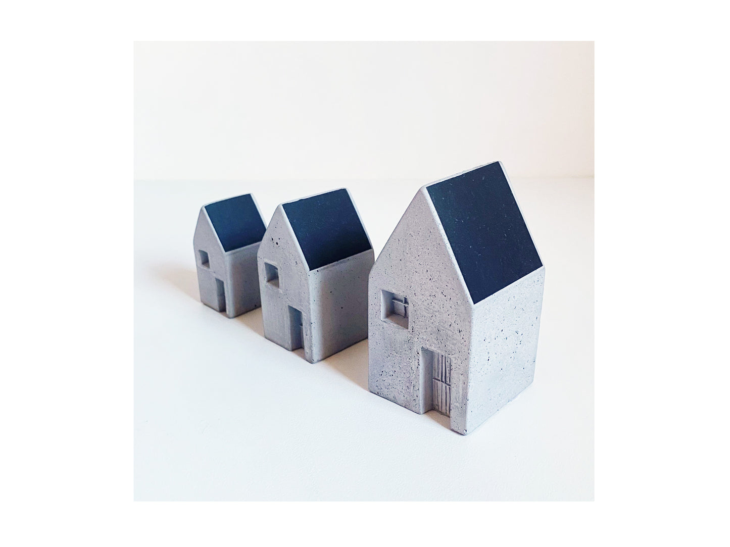 3 House Set