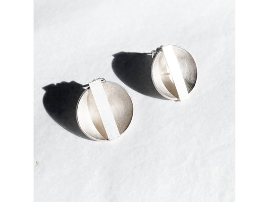 Long-bar bowls studs
