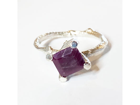 Ring - Briar Roots - Silver/Ruby 2cts