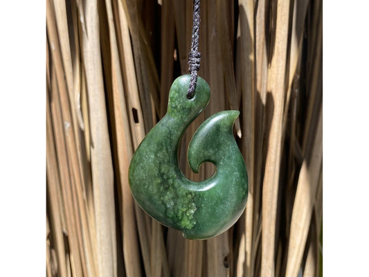Hei Matau - Kawakawa Pounamu Pendant