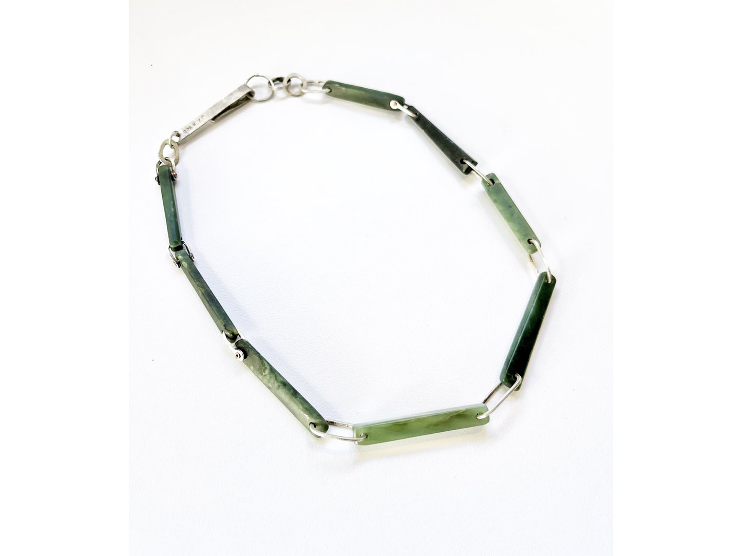 Silver link necklace with jade bars