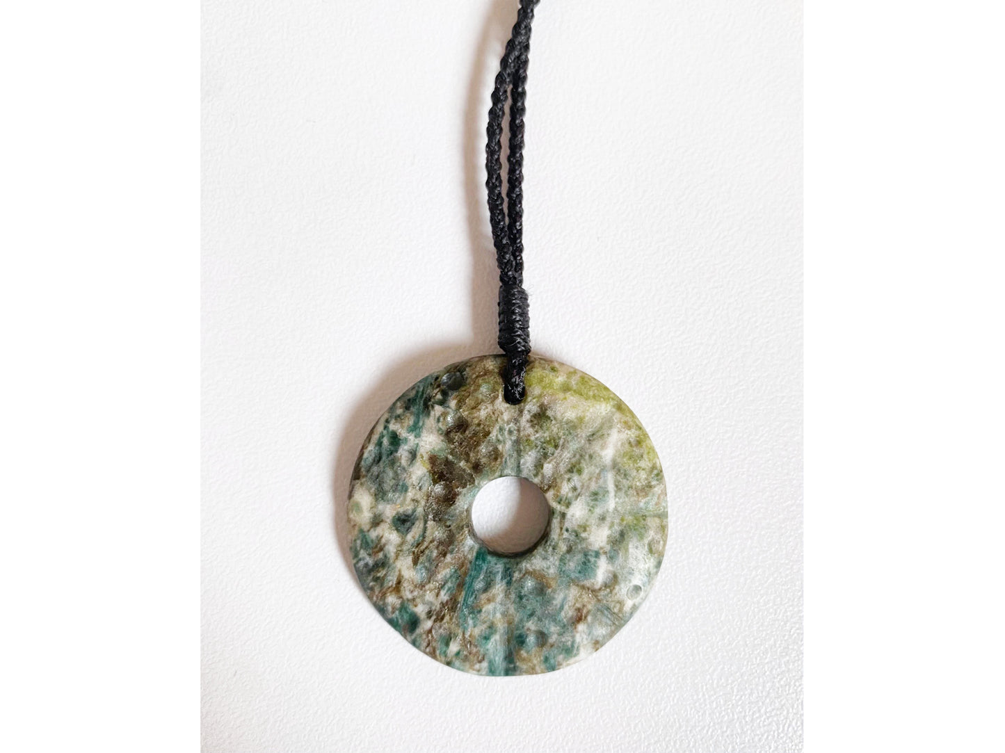 Kina Disc Pendant