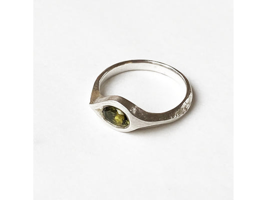 Vine Leaf Ring - Sterling silver + tourmaline