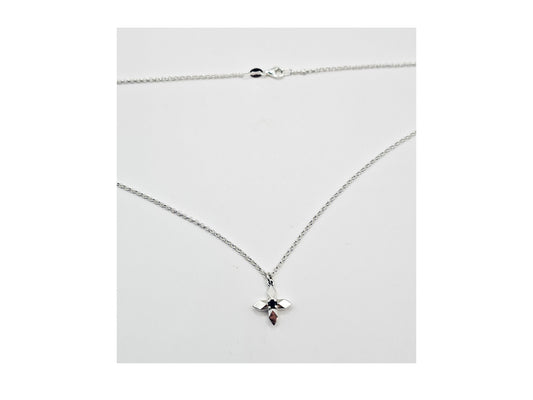 Lucent Necklace