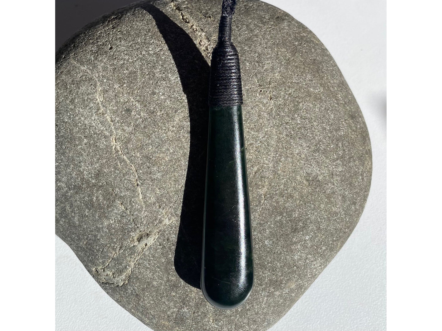Hei Roimata Kawakawa Pounamu Pendant