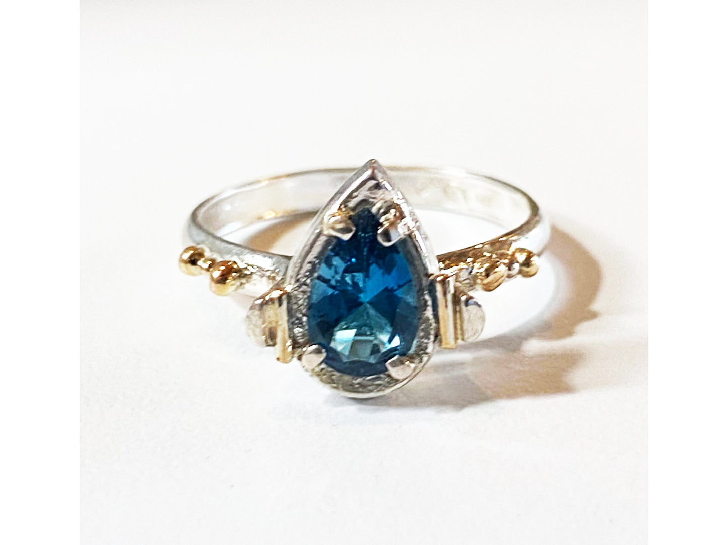 Ring  future artifacts Topaz Pear, silver + 9ct yellow gold